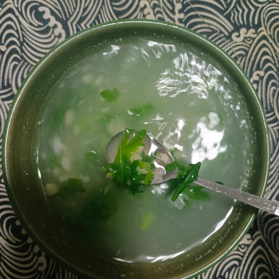 鲜掉眉毛的懒人茼蒿汤