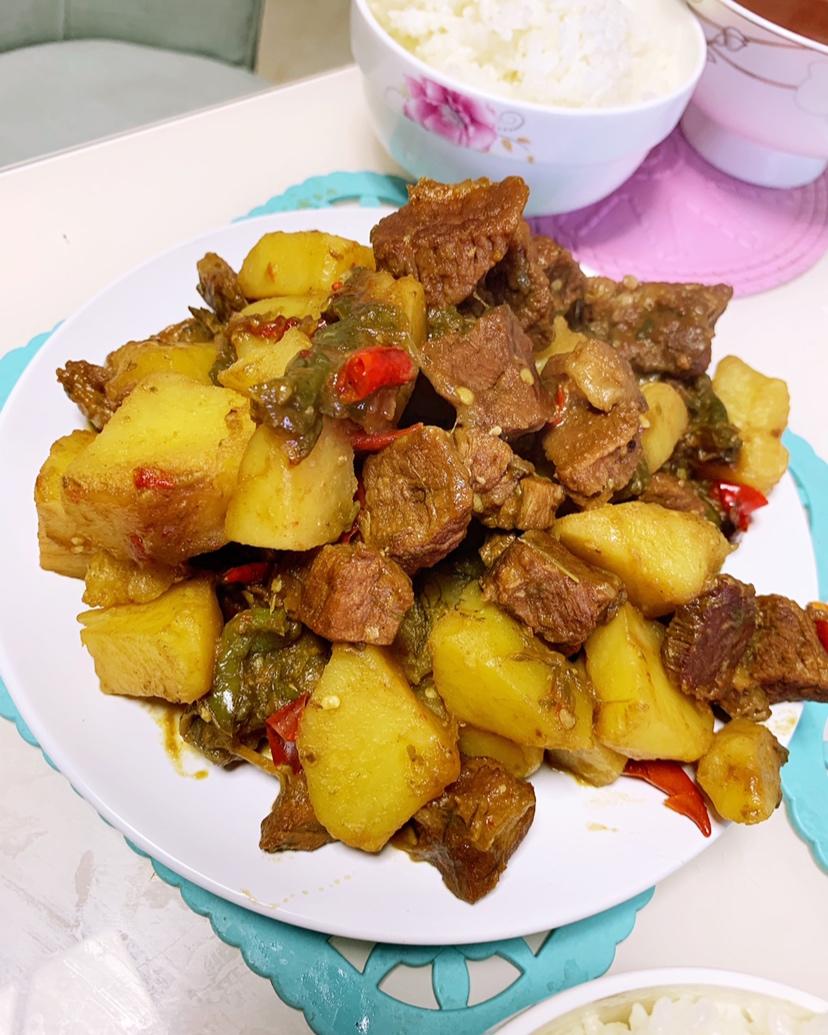 土豆炖牛肉