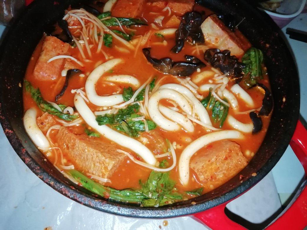 辣糊糊（银川特色麻辣烫串串香）