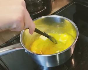 完美西式滑蛋 Perfect Scrambled Eggs的做法 步骤2