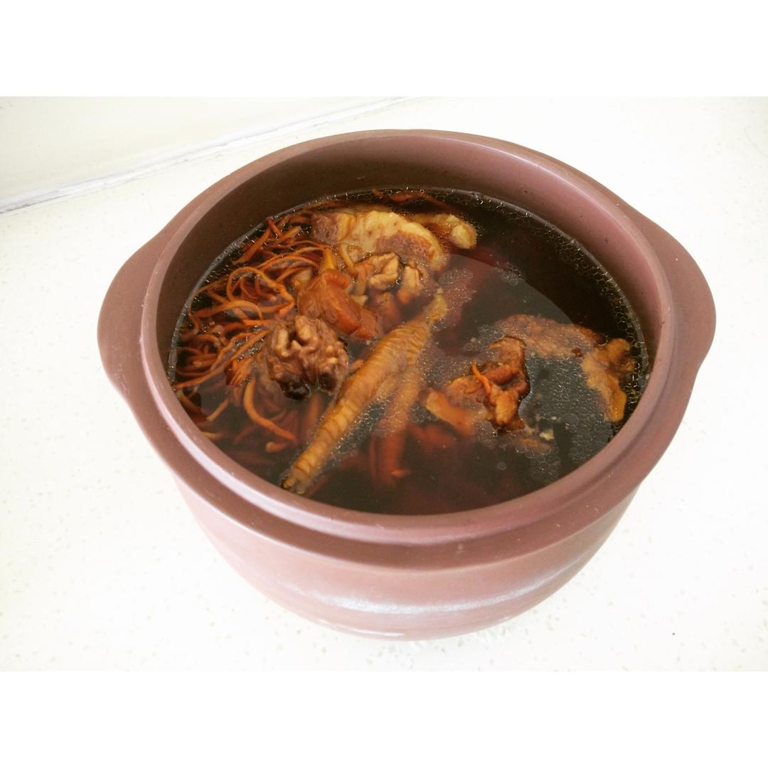 虫草花炖鸡