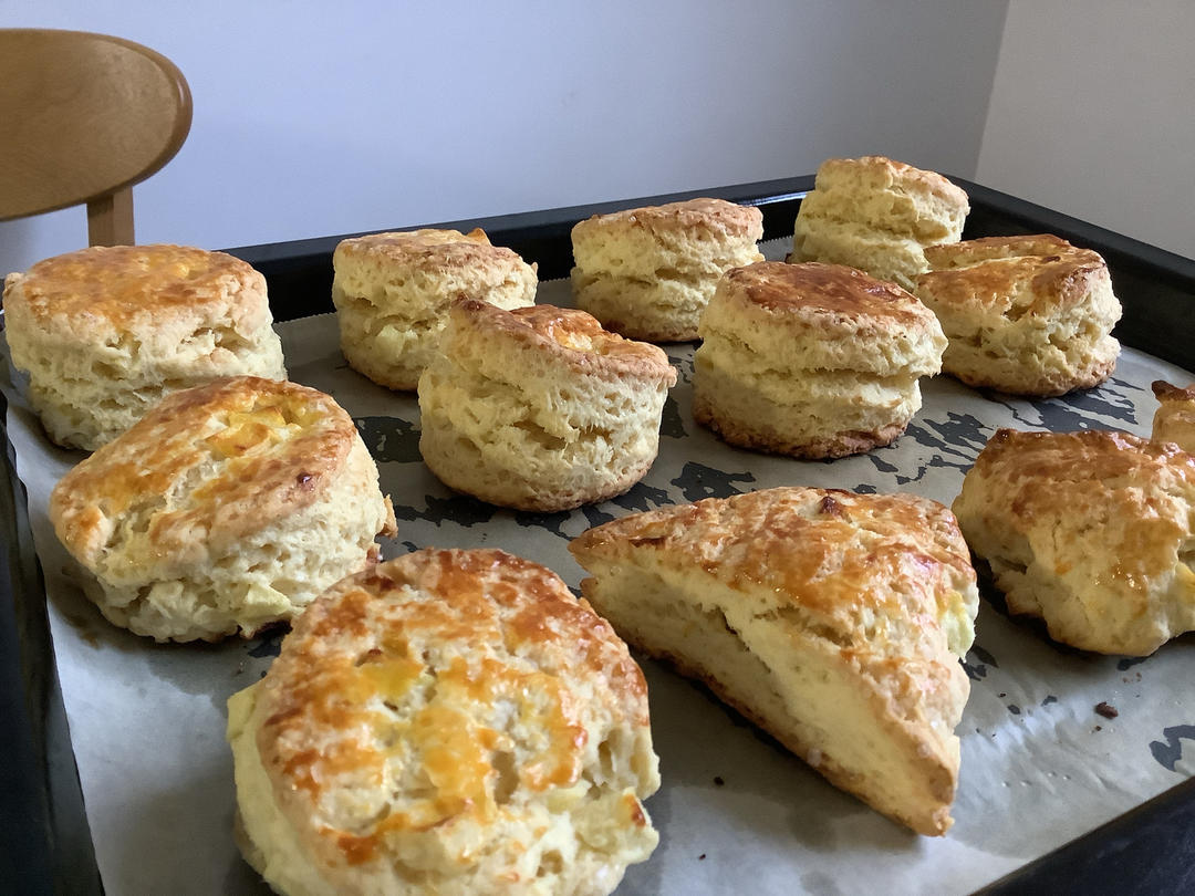 完美裂纹～百分百成功的超好吃奶香司康（禁止搬运）