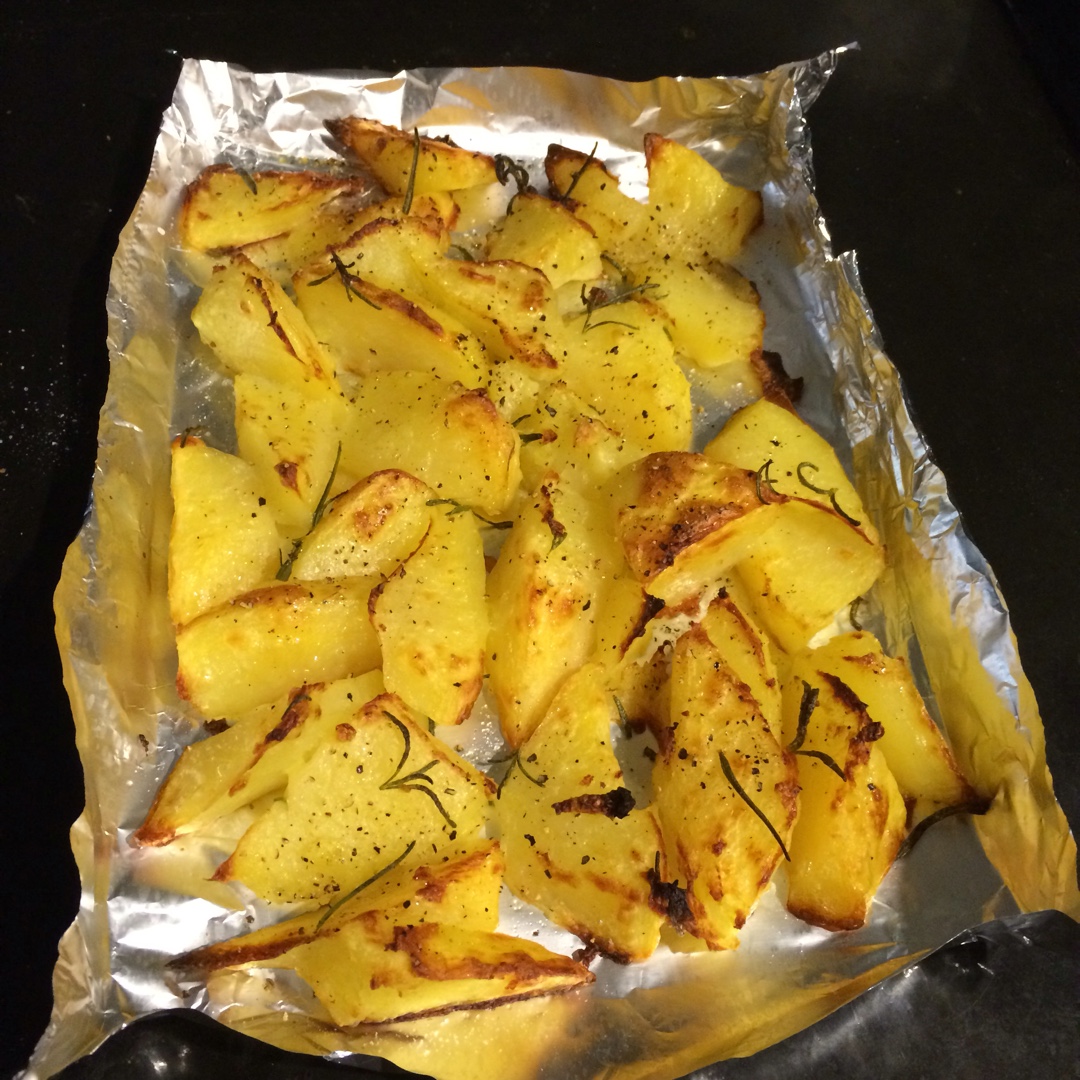 迷迭香烤土豆【妞的食记】