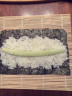 日式寿司—小卷的做法 步骤4