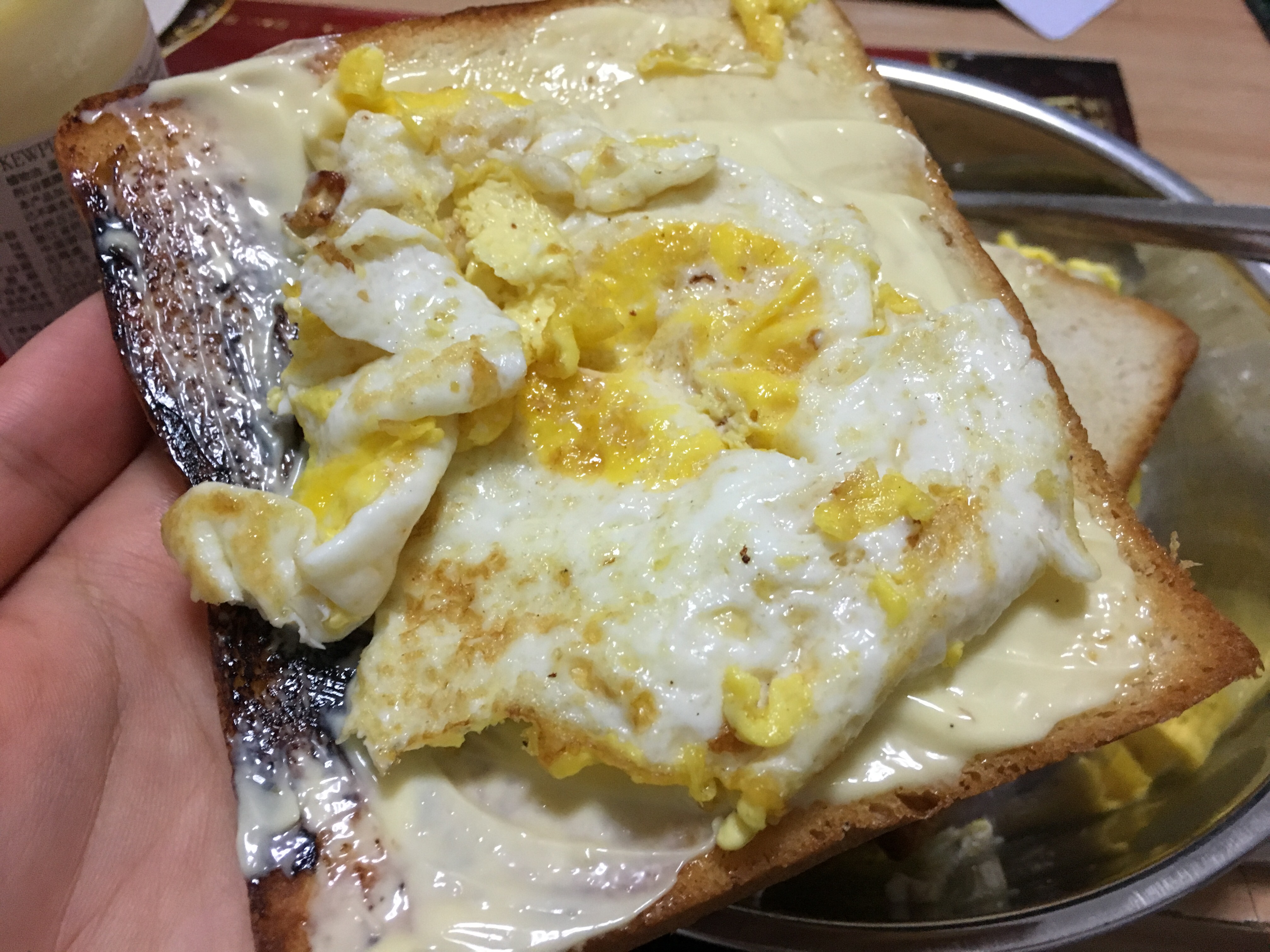 10分钟“烤”三明治夹鸡蛋（假装有面包机）的做法