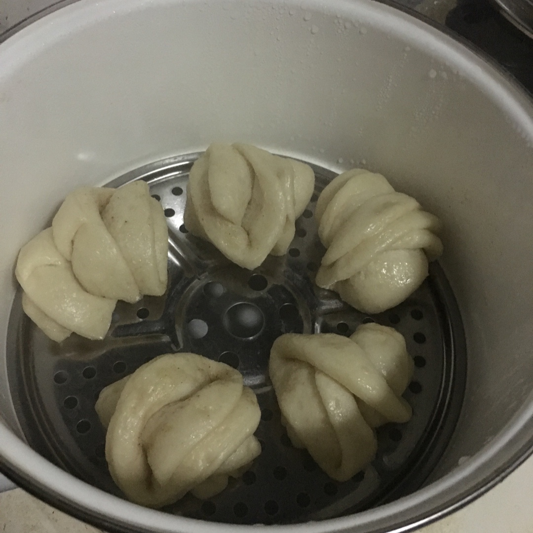 小花卷（详细步骤图）