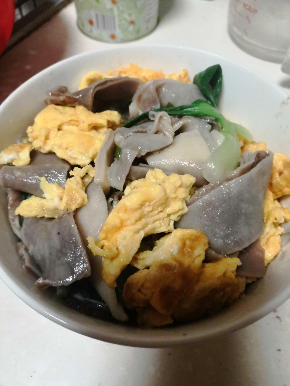 手擀红薯面条─河南洛阳特色美食