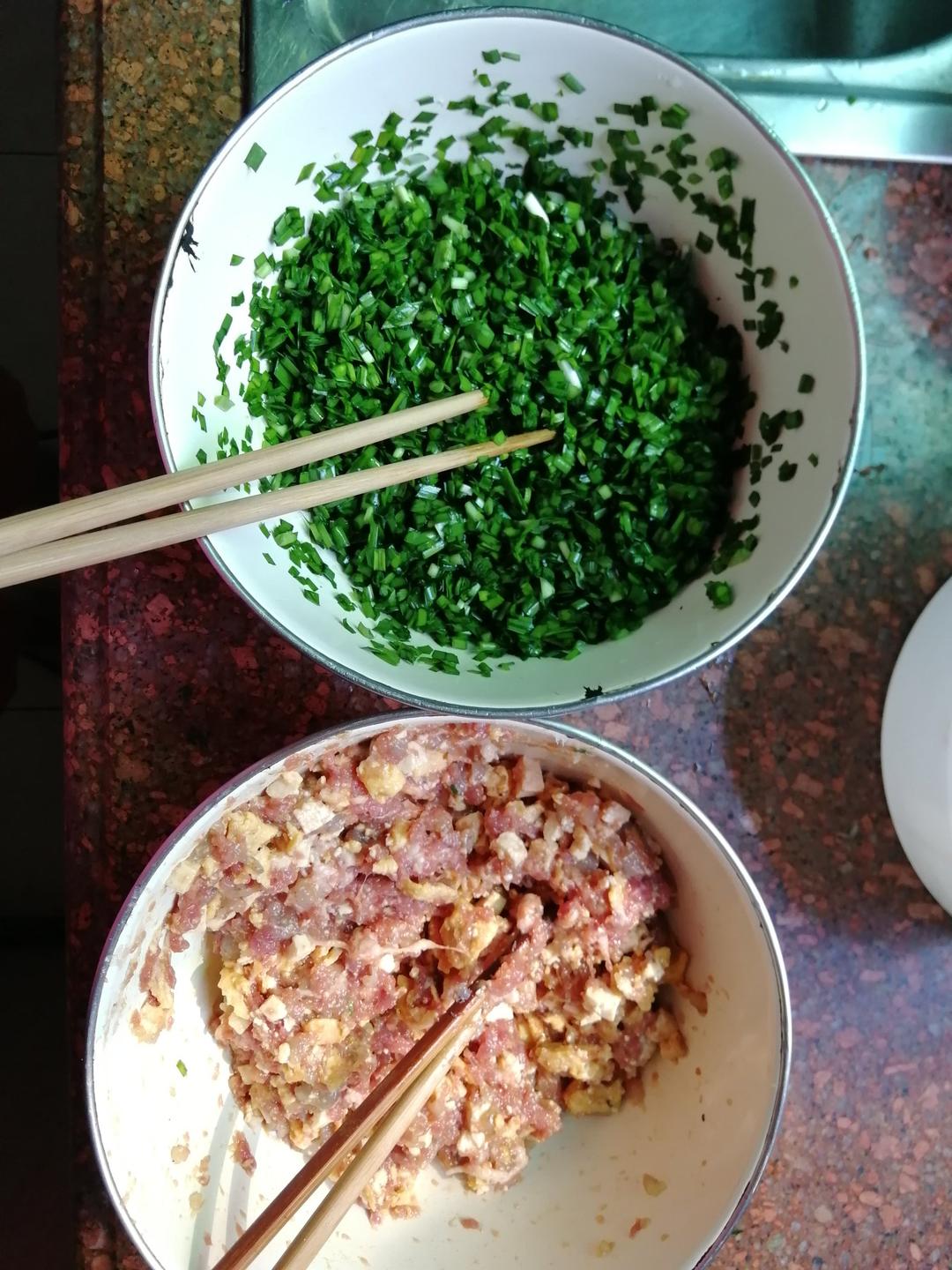 韭菜鸡蛋虾仁三鲜饺子