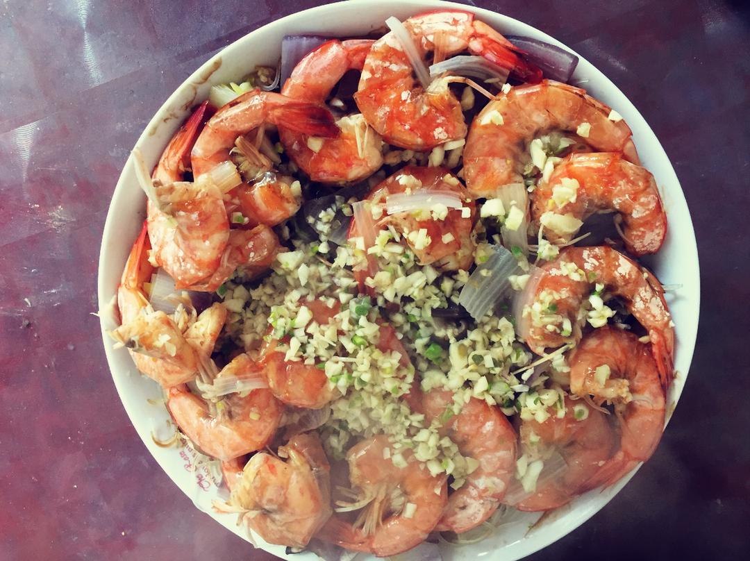 蒜蓉粉丝蒸大虾