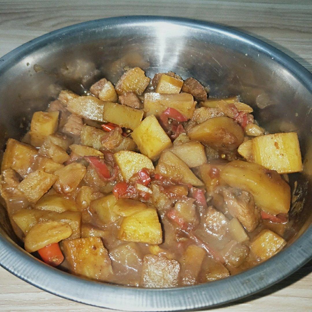 豆角土豆炖肉—东北家常炖菜