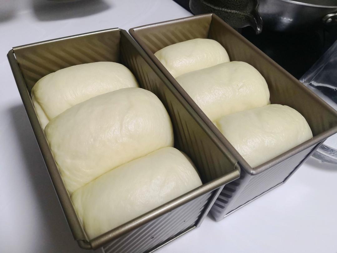 椰奶吐司