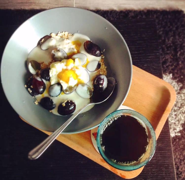 酸奶跟麦片