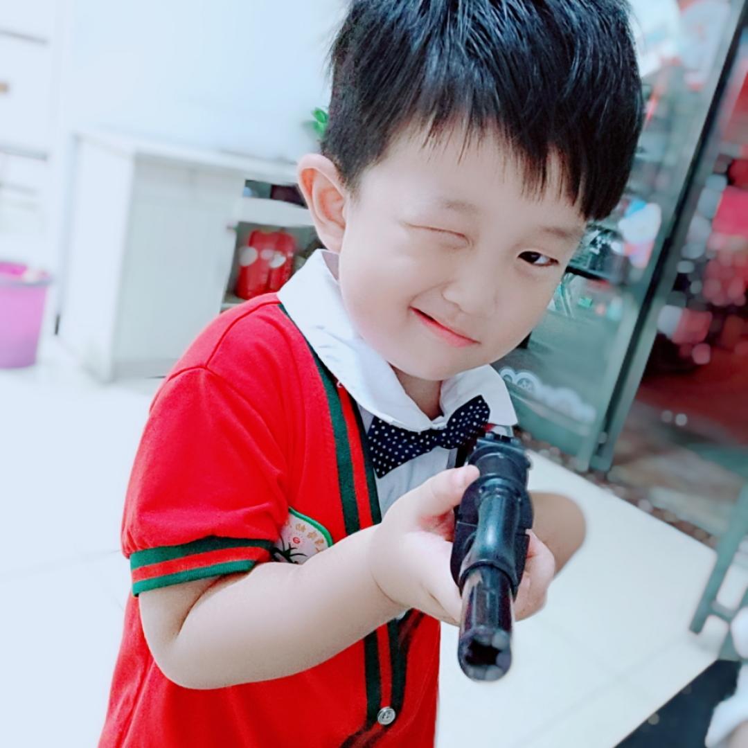 一颦一笑一悲伤一生痴迷