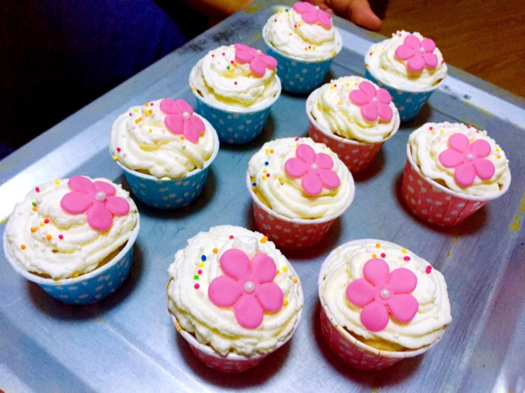 奶油戚风杯子蛋糕