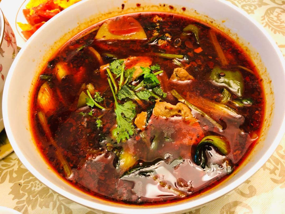 厨师长教你：“水煮肉片”的正宗做法，这味道真的很四川