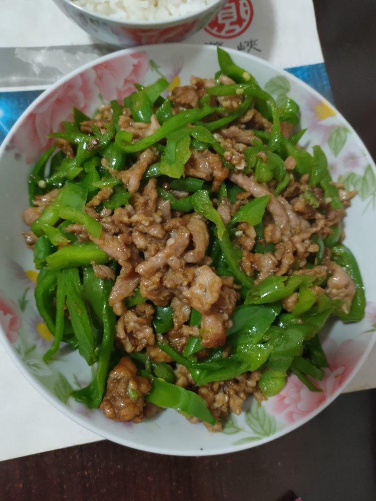 下饭神菜--青椒肉丝