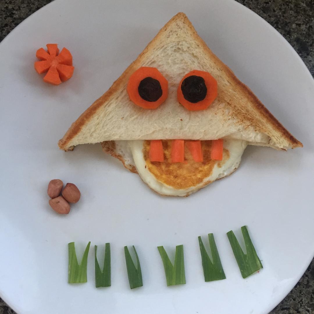 会吐舌头的大牙怪三明治