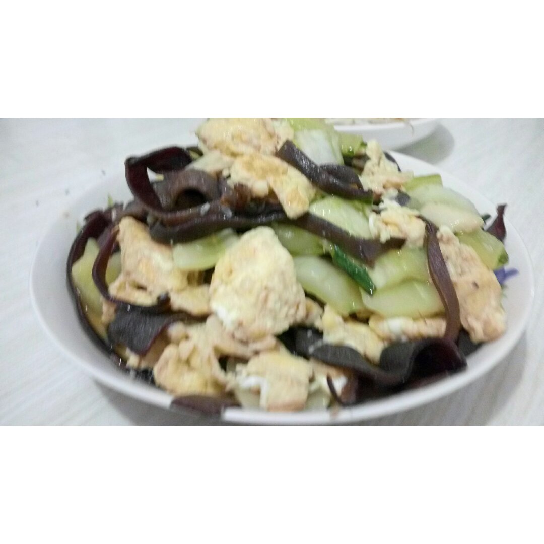 黄瓜木耳炒鸡蛋