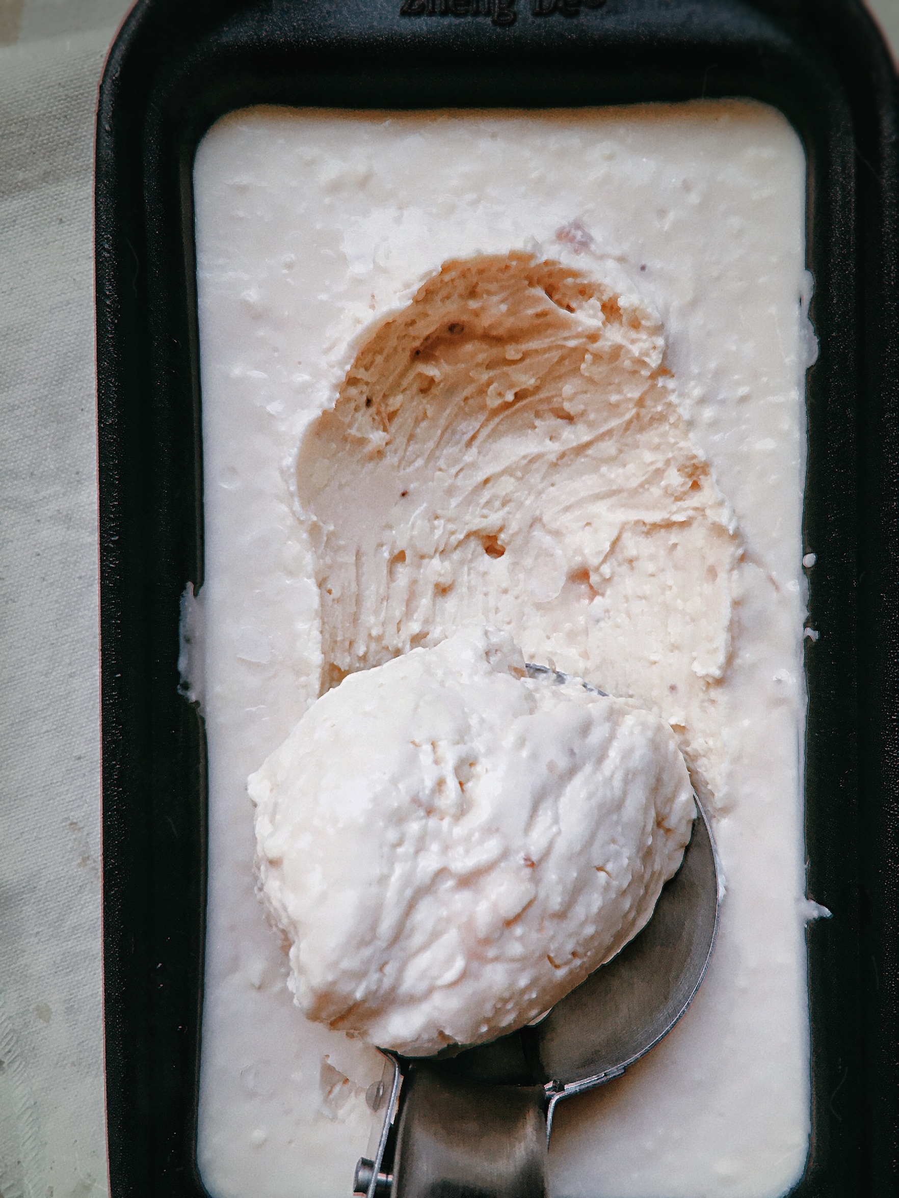 『简单粗暴』芝士冰淇淋|柔滑无冰渣|消耗奶油奶酪的做法
