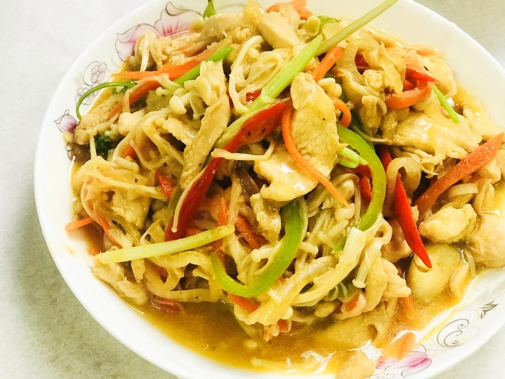 鸡胸肉炒金针菇