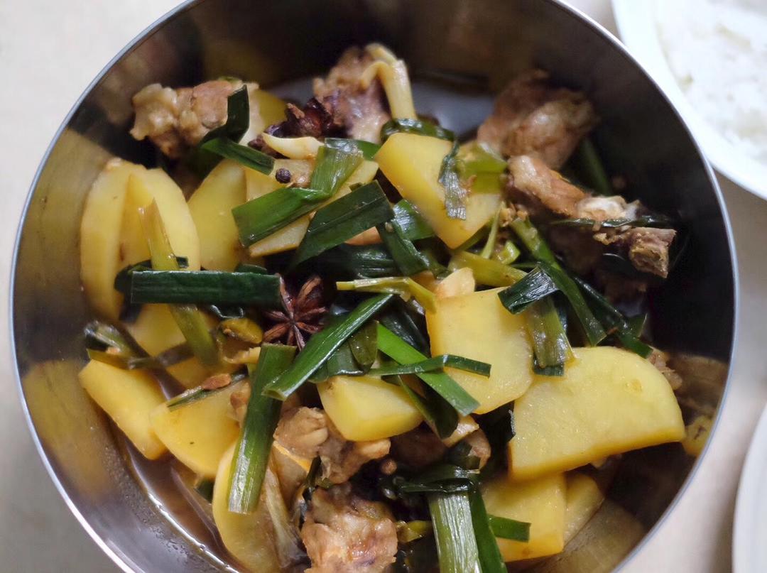土豆炖排骨