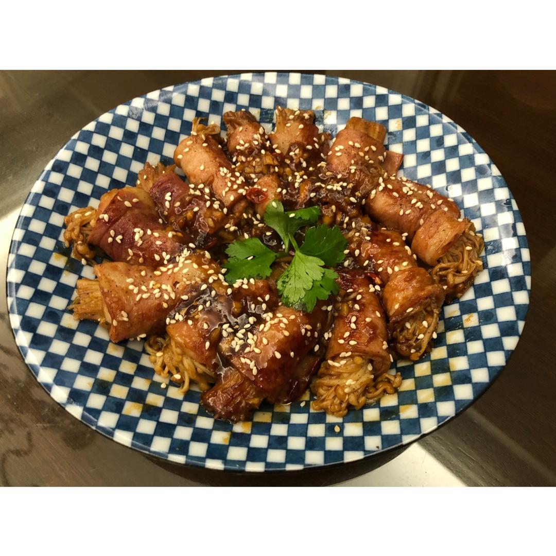 创意菜金针菇培根卷·小美的美食