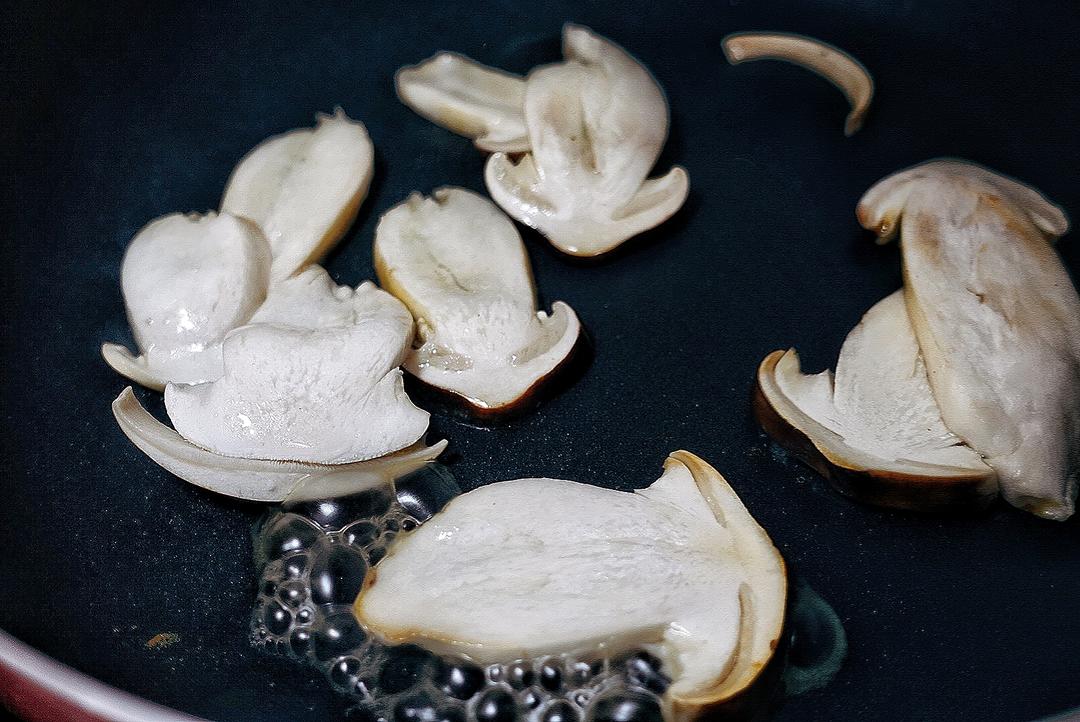 没人能拒绝的日式松茸饭(无味淋的电饭锅版)