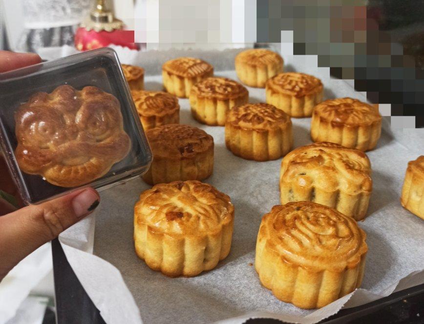 五仁月饼，馅料不发硬，回油快