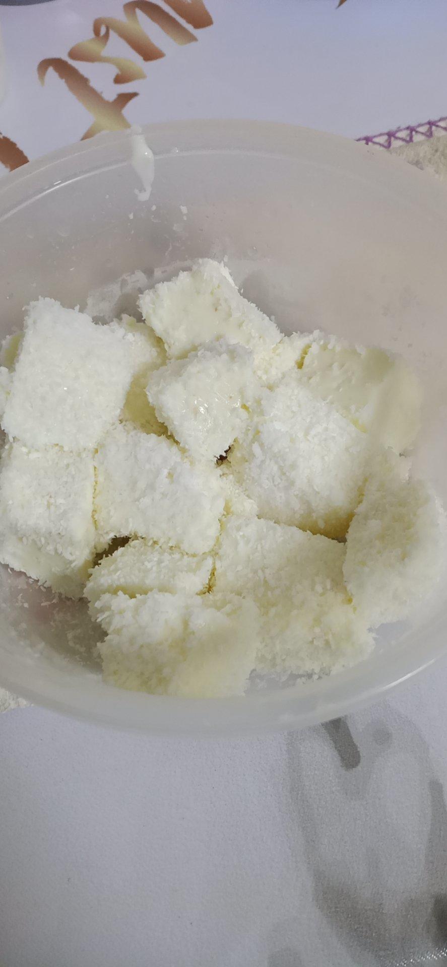 （只需4种材料)牛奶小方