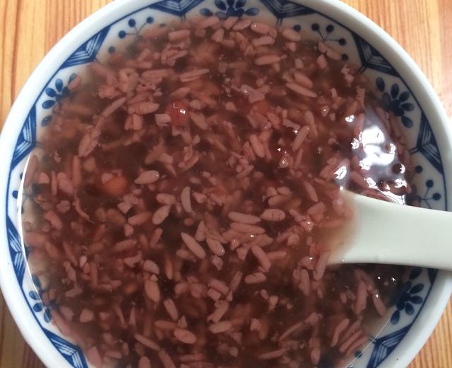 红豆酒酿西米汤的做法
