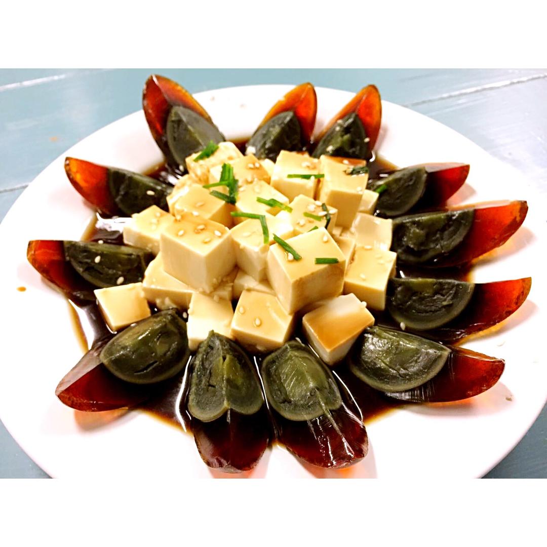皮蛋豆腐
