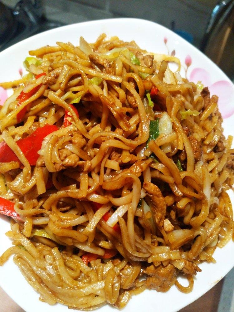 肉丝炒面