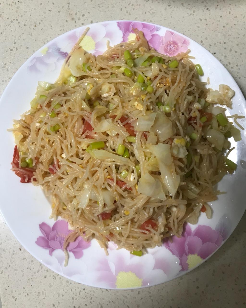 杂菜炒米线