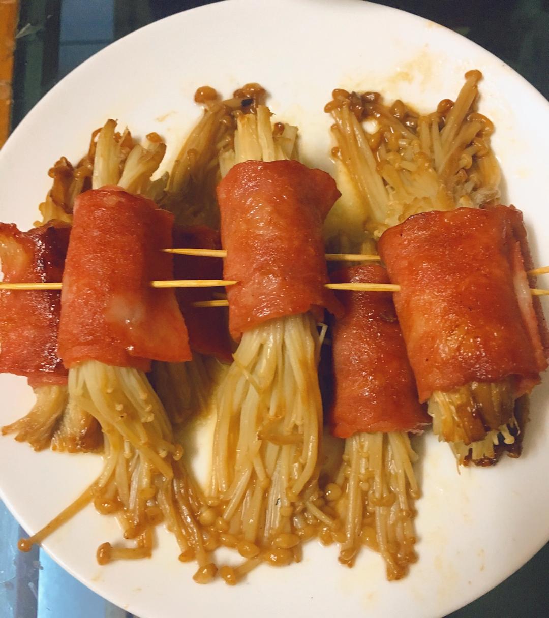 香煎培根金针菇卷