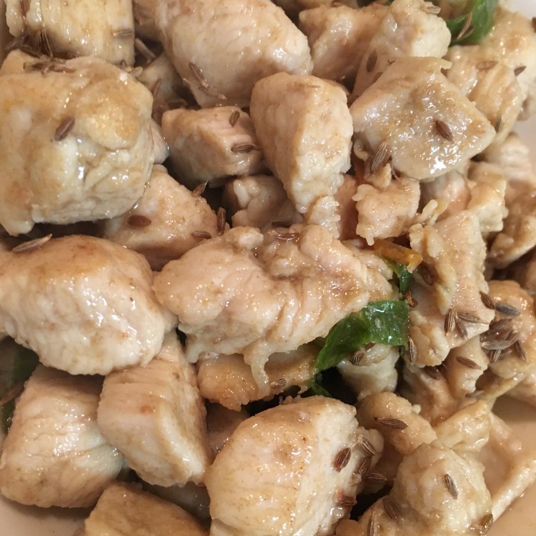 孜然鸡肉粒