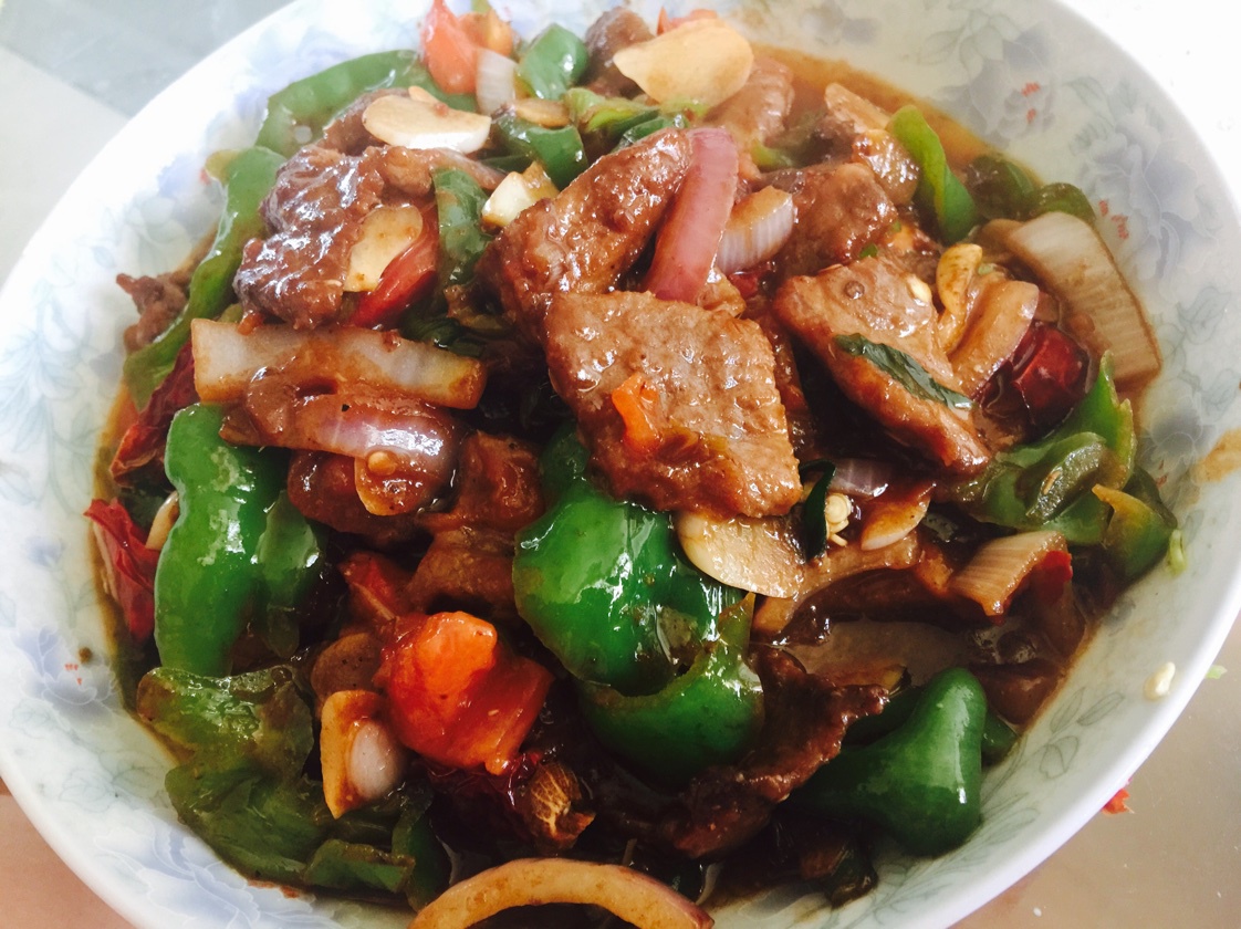 七虫花七做的新疆过油肉