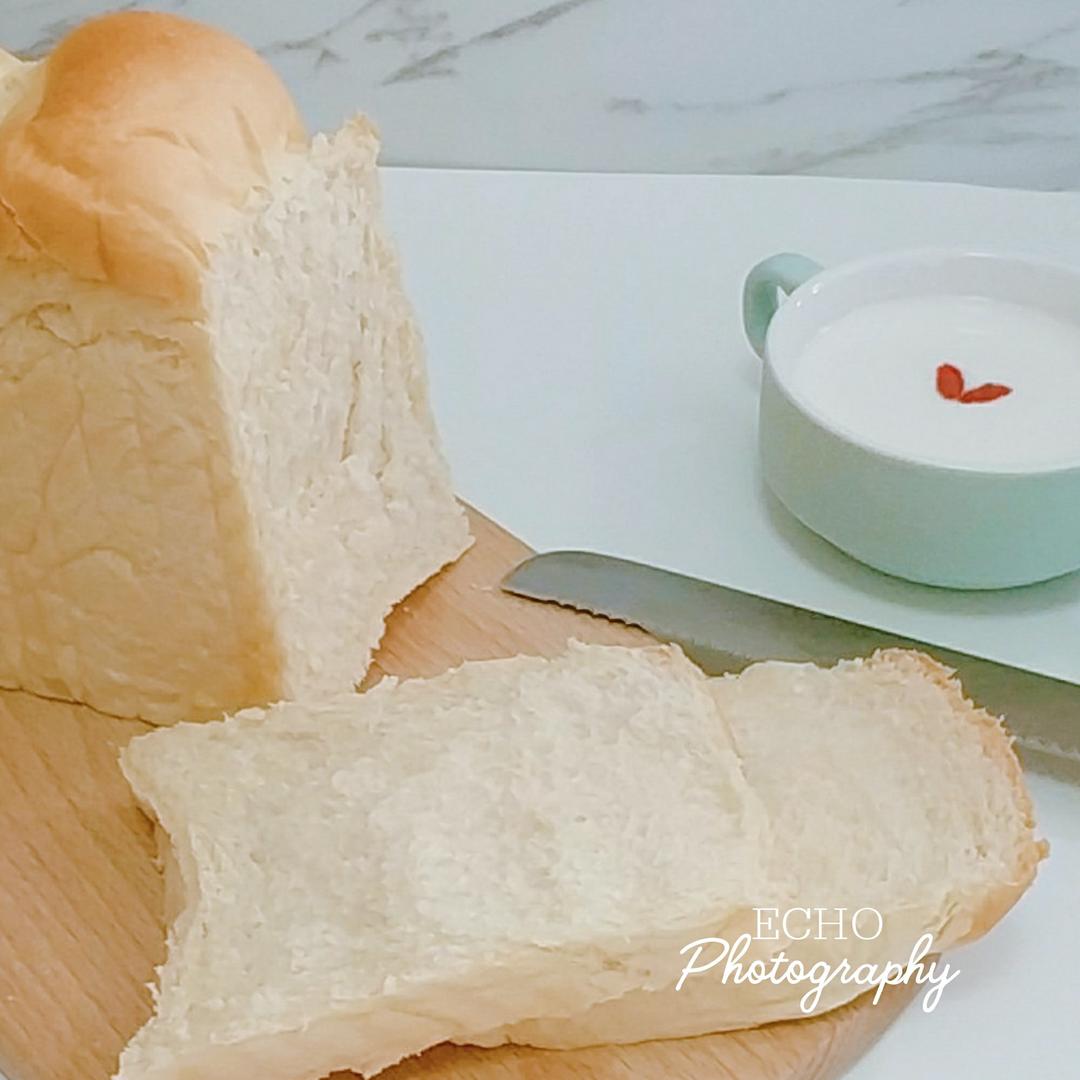 松软醇香软吐司