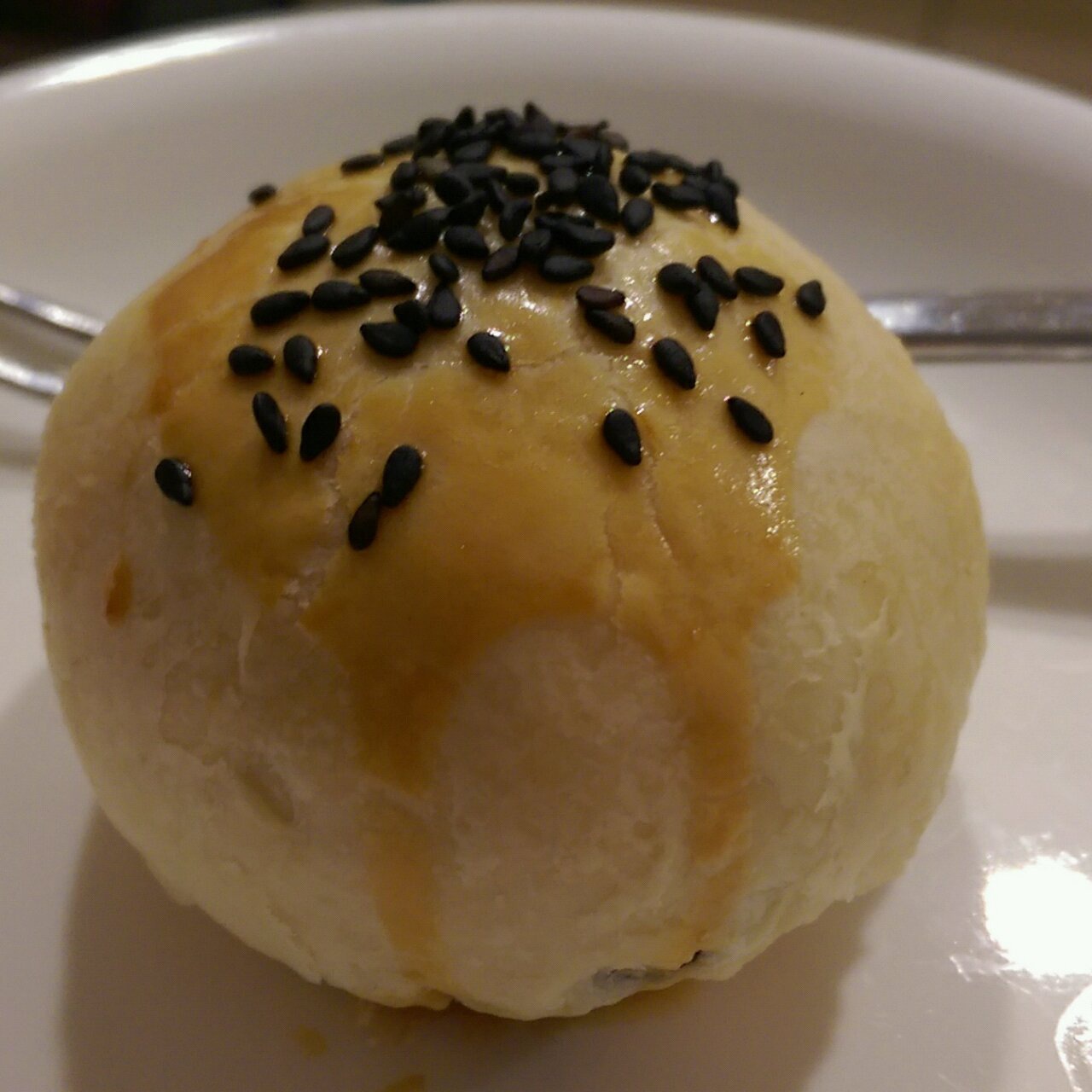 萌得掉渣渣的蛋黄酥