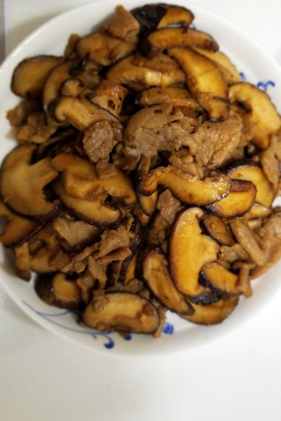 香菇炒肉