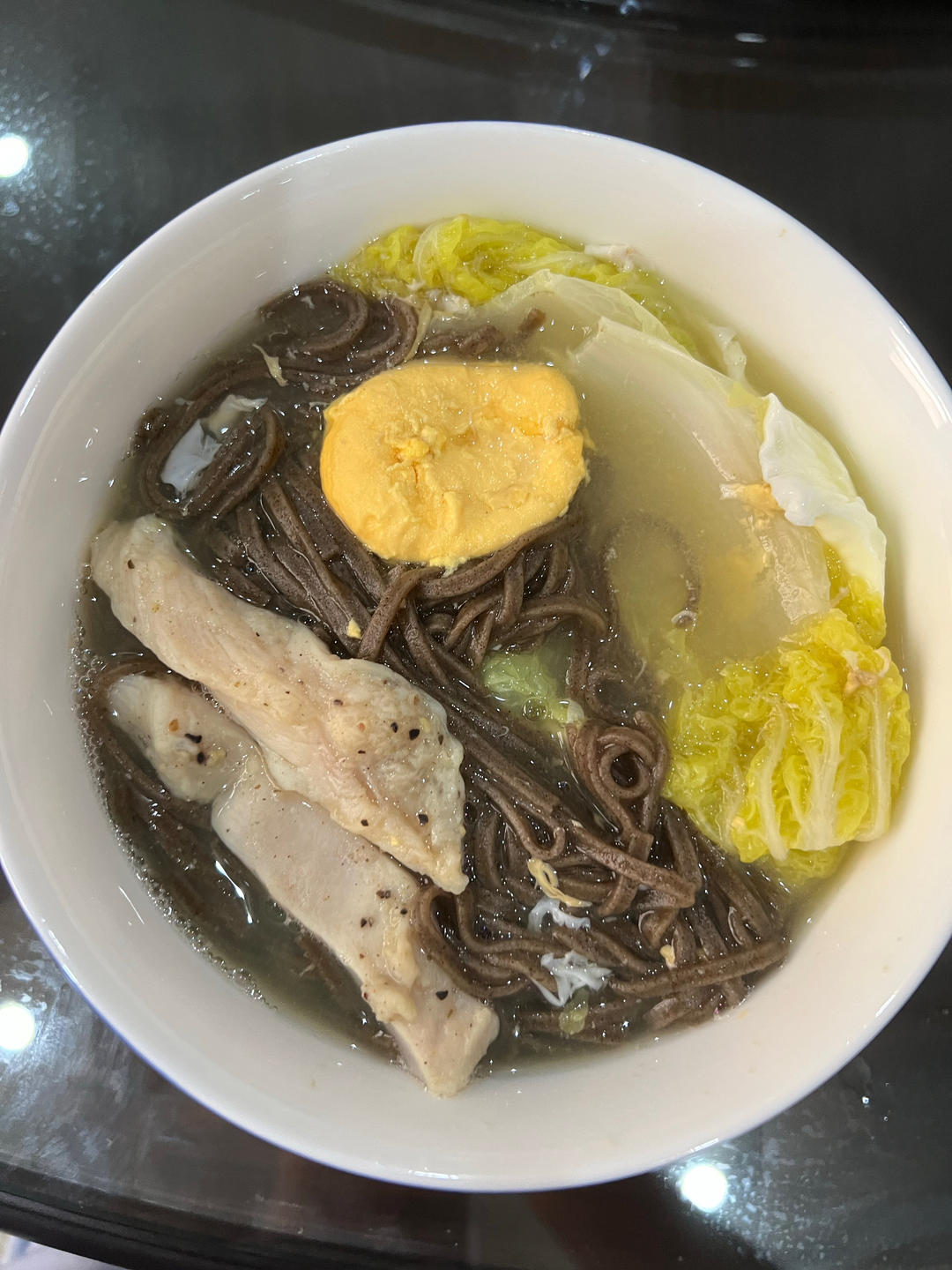 时蔬鸡丝面+草莓