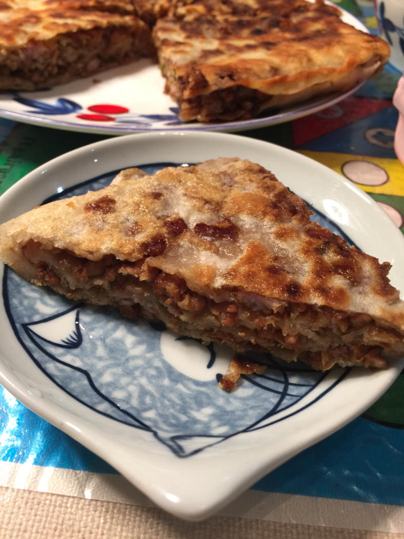 猪肉洋葱千层饼