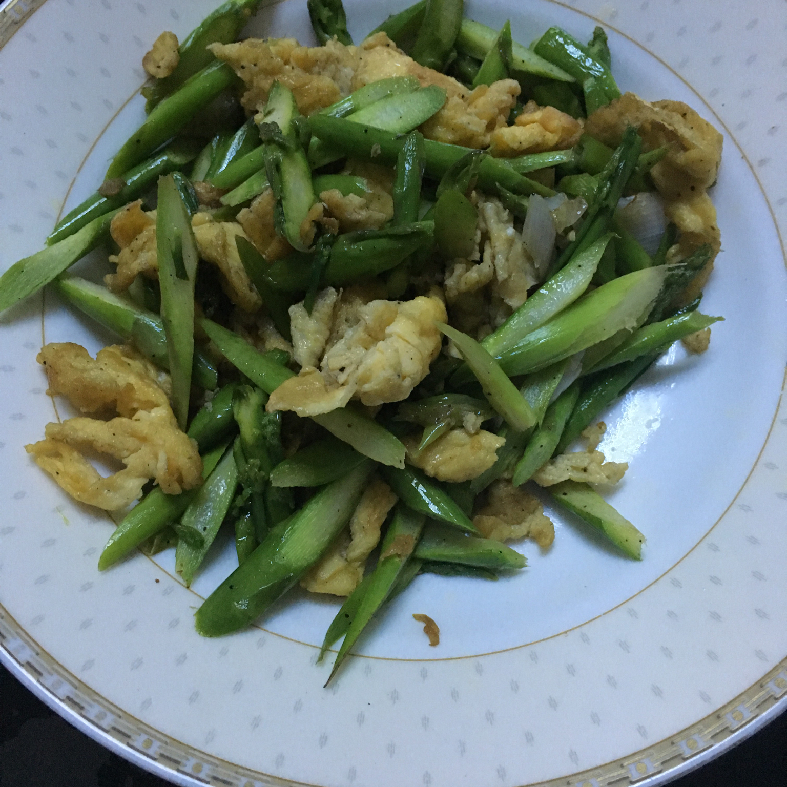 芦笋炒鸡蛋