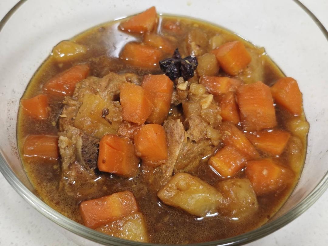 零失败的土豆🥔胡萝卜🥕炖排骨