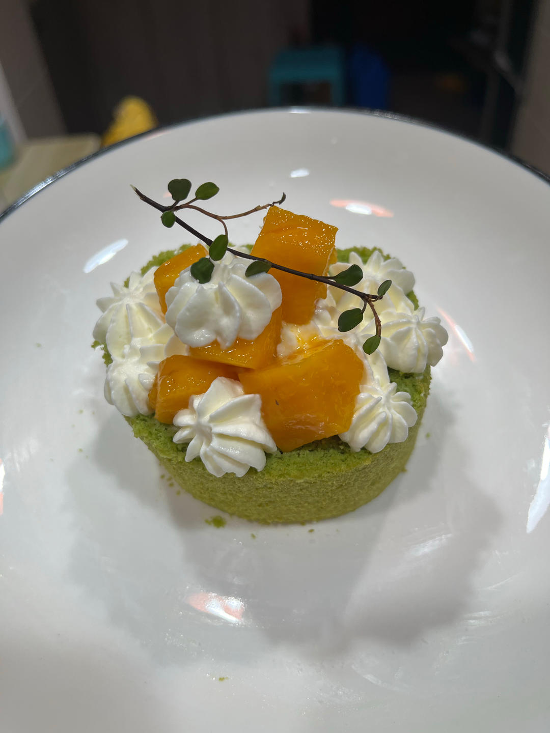 椰香斑斓芒果蛋糕卷