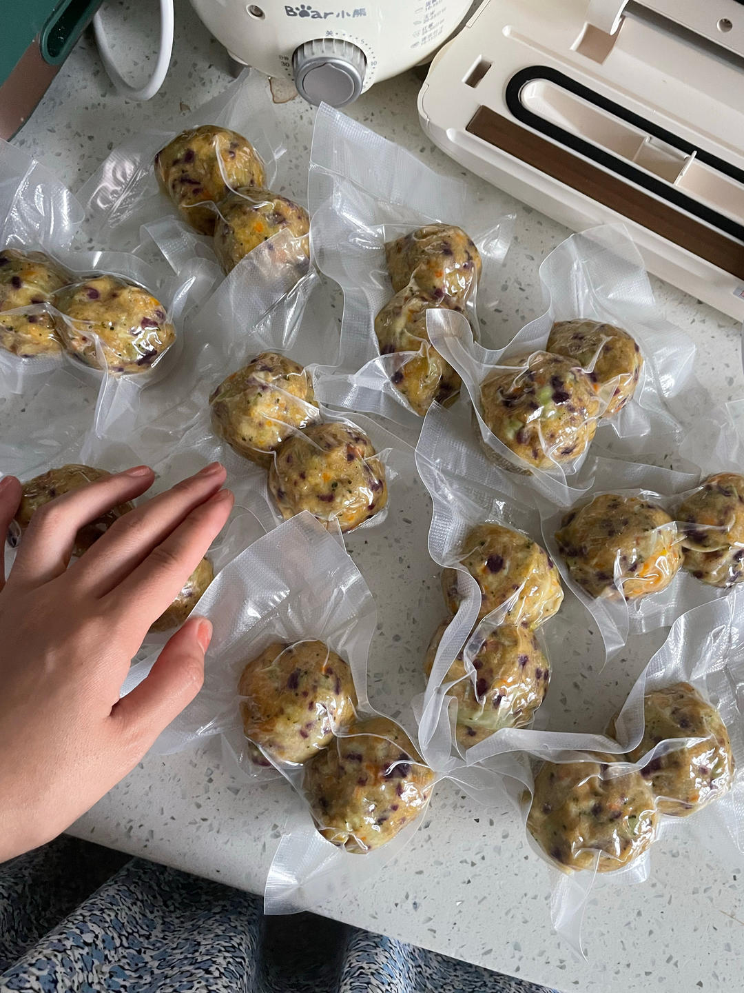 【挑食狗狗福音】自制狗粮超简单狗狗窝窝头