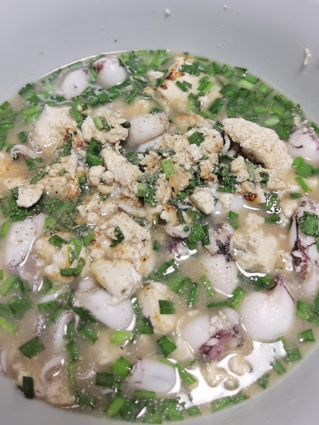 爆好吃的笔管炖豆腐