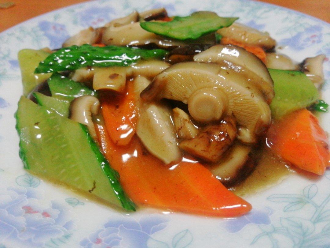 奶爸家常菜做的素烧香菇