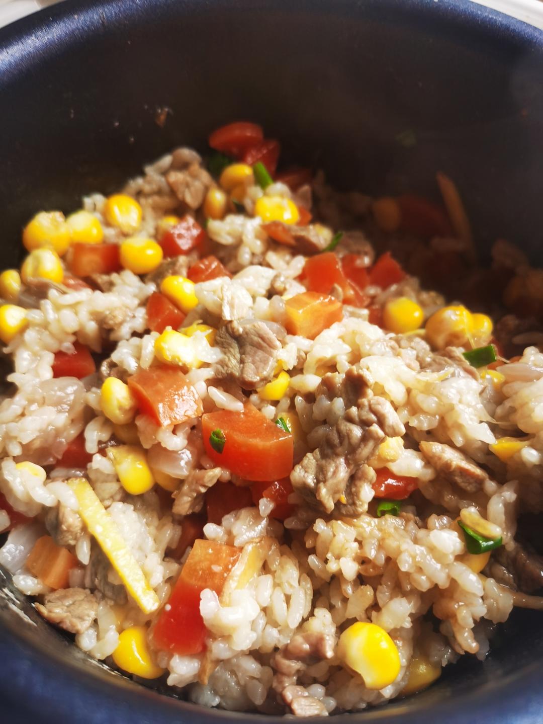 宝宝版牛肉焖饭，饭菜一锅出，简单又营养