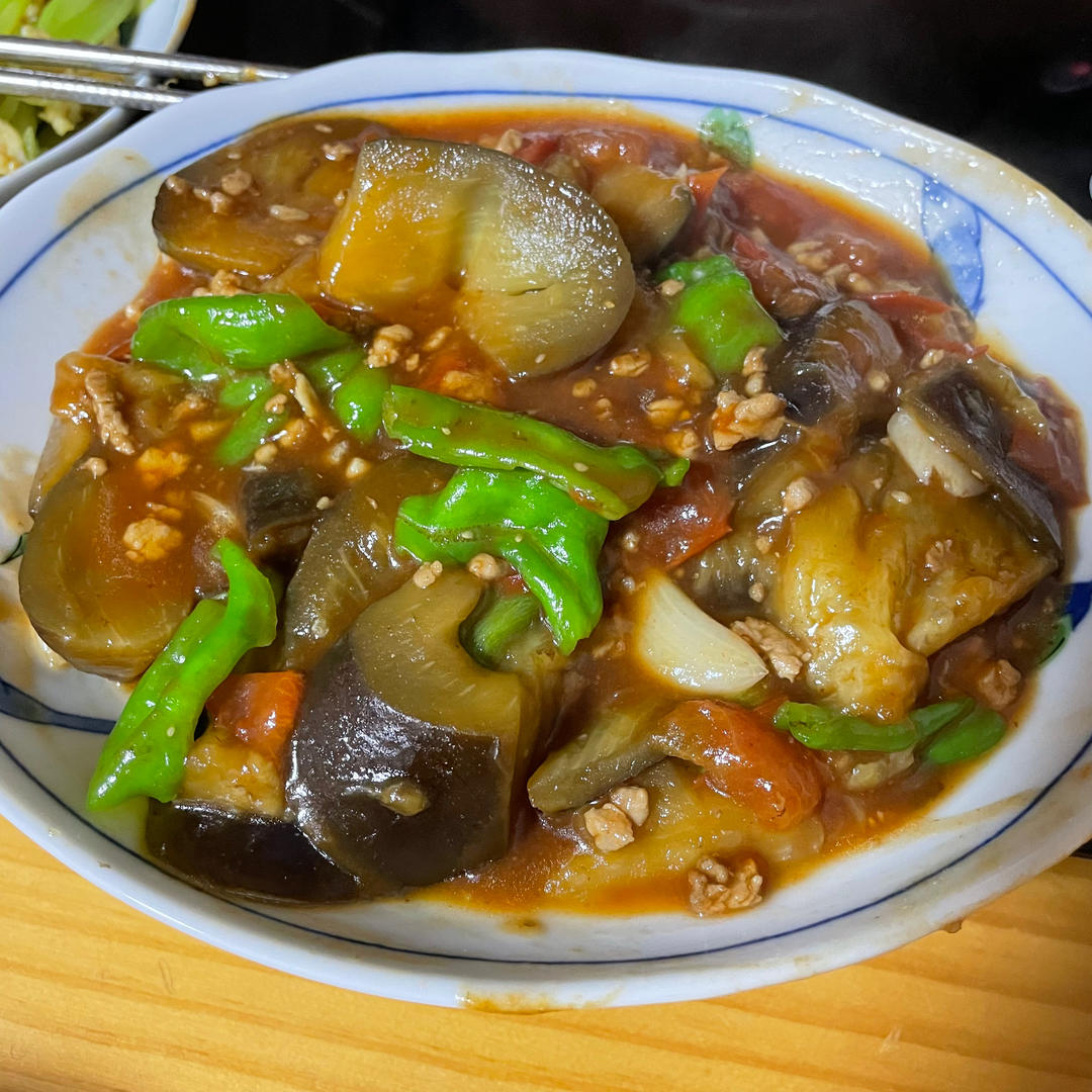 5分钟快手下饭菜#番茄炒茄子🍅番茄家族