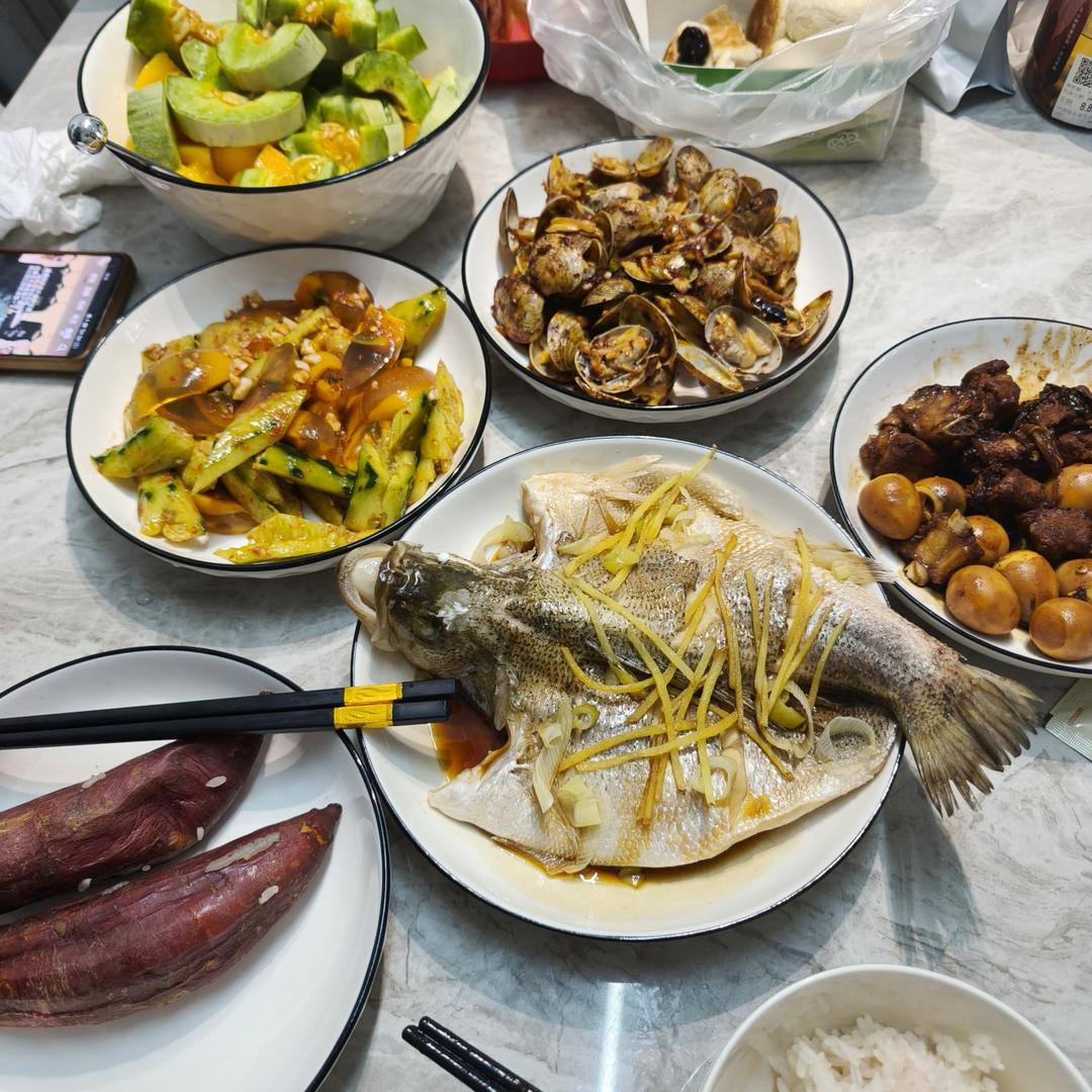 10分钟做 清蒸鲈鱼 （附切鱼图解）